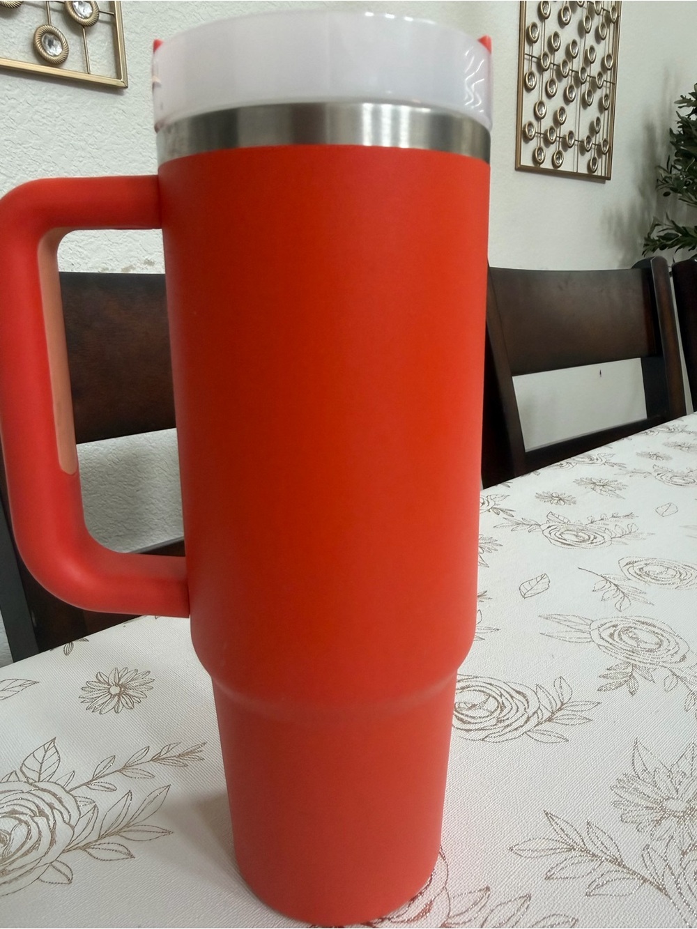 Stanley Adventure Quencher H2.O FlowState Tumbler 30oz – Coral / Orange - Picture 4 of 8